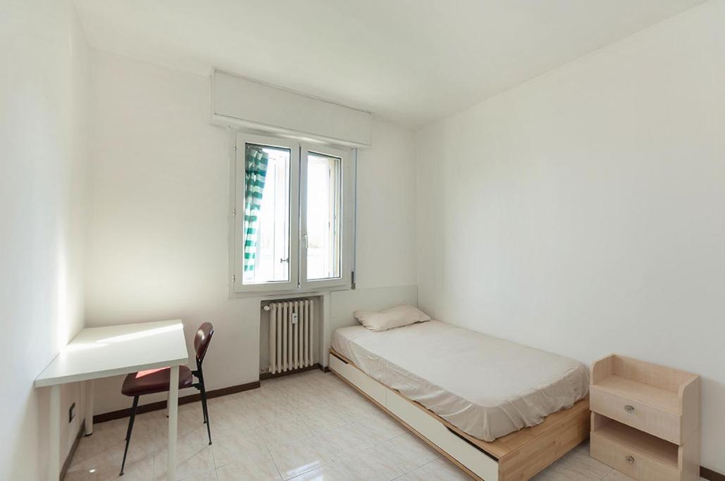 Private Room For Girls Bologna Exteriör bild
